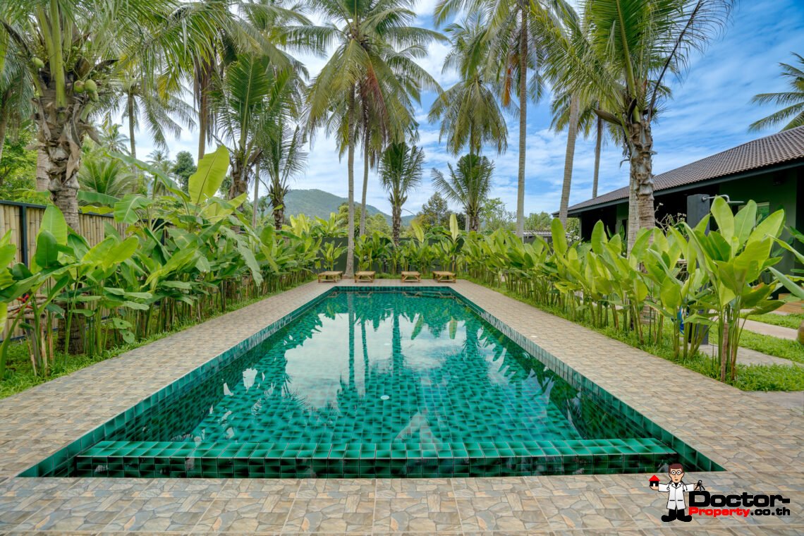 7 Bedroom Resort with Pool in Lipa Noi, Koh Samui – For Sale